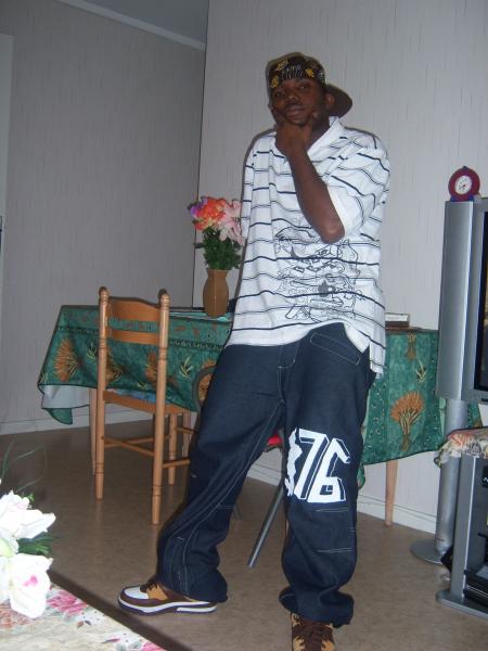 LUI C LE BIG BOSS DU ART CORPS MAHORE